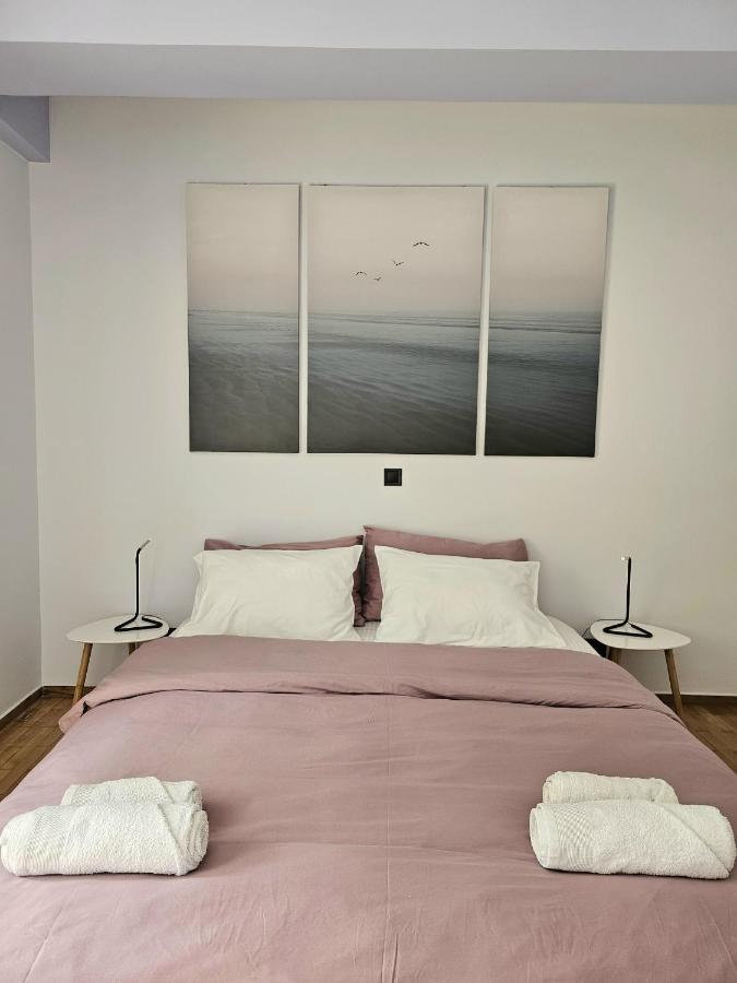 Modern Garden View Apt In Voula, Athens - Luxe Exterior foto