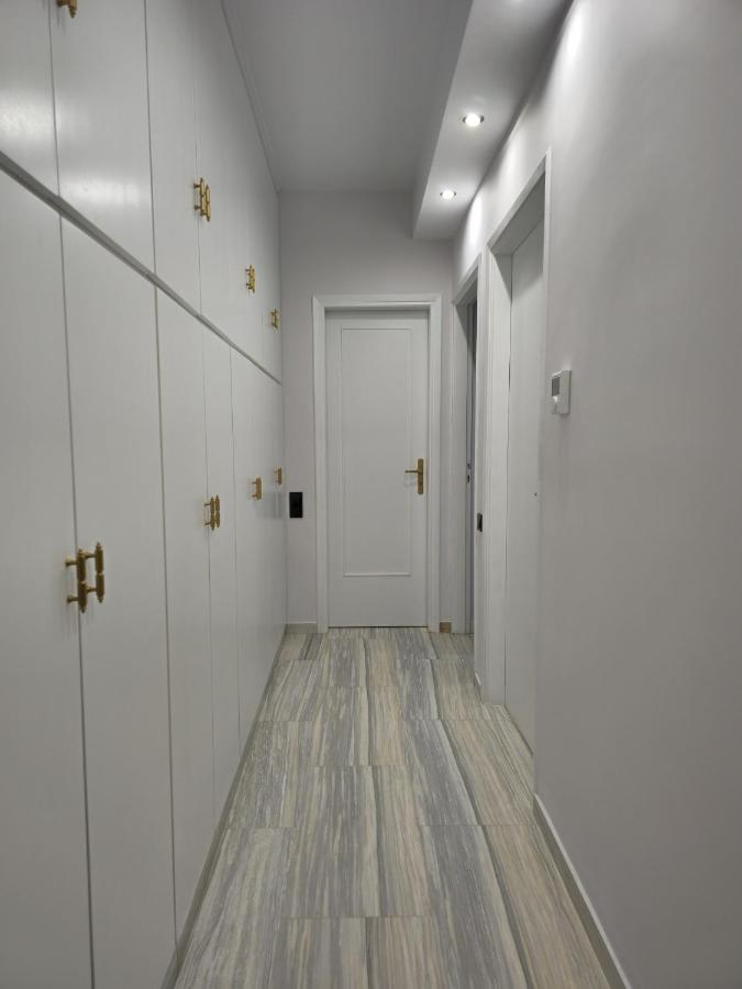 Modern Garden View Apt In Voula, Athens - Luxe Exterior foto