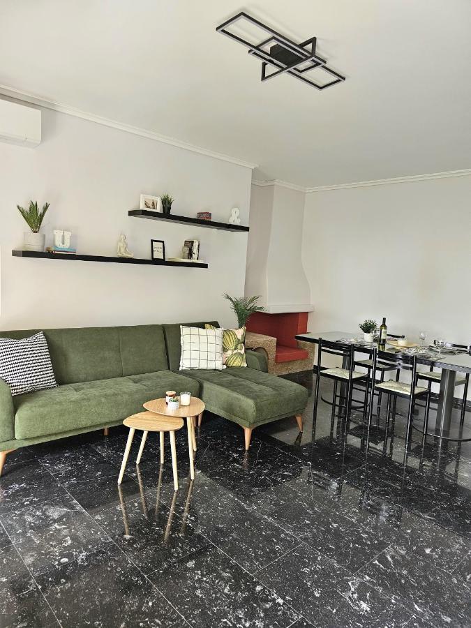 Modern Garden View Apt In Voula, Athens - Luxe Exterior foto